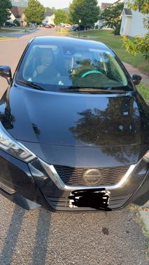 Black 2021 Nissan Versa 1.6 SV