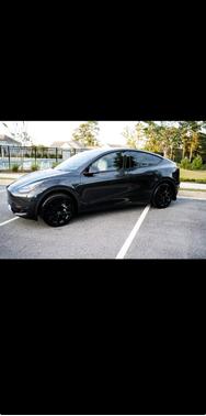 2024 Tesla Model Y Long Range