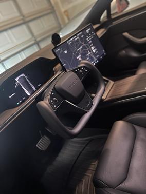 2023 Tesla Model S Standard Range