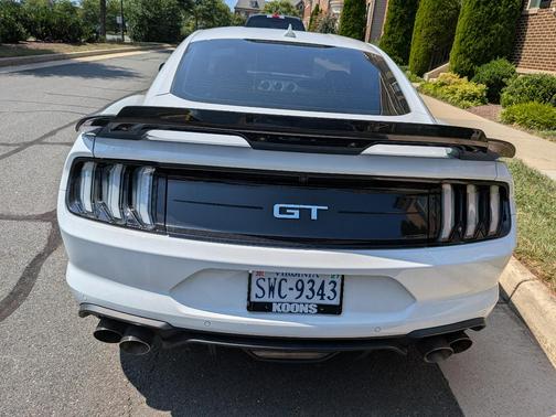 White 2022 Ford Mustang GT