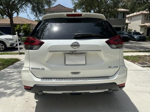 2020 Nissan Rogue SL