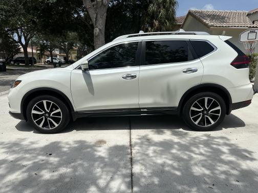2020 Nissan Rogue SL