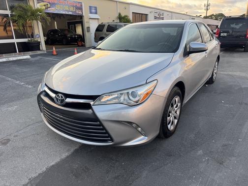 2015 Toyota Camry LE
