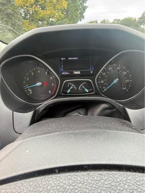Black 2015 Ford Focus SE