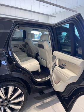 2024 Land Rover Range Rover P615 SV SWB