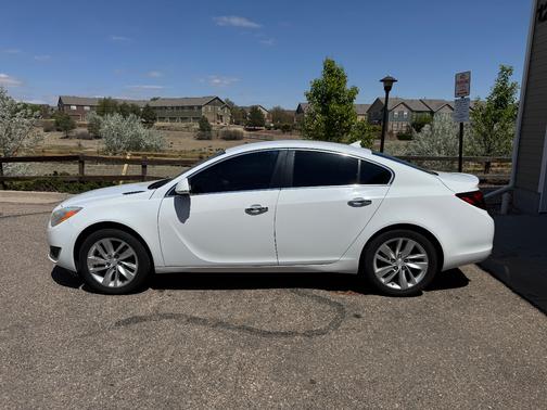 White 2014 Buick Regal Turbo Premium I