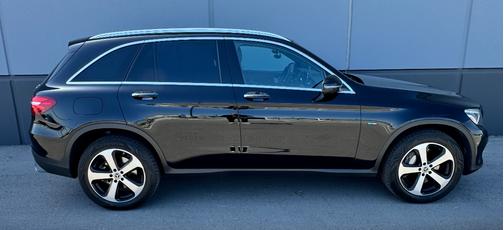 Black 2019 Mercedes-Benz GLC 350e 4MATIC