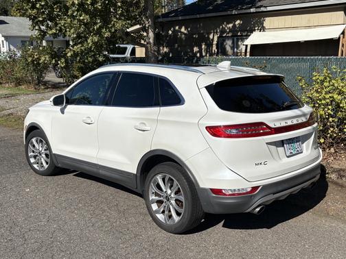 2015 Lincoln MKC Base