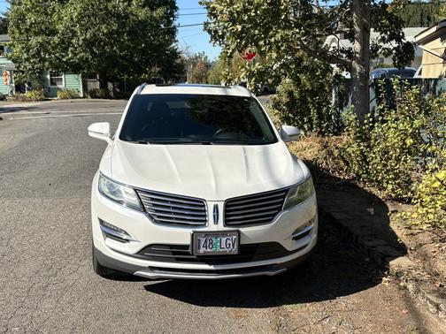 2015 Lincoln MKC Base