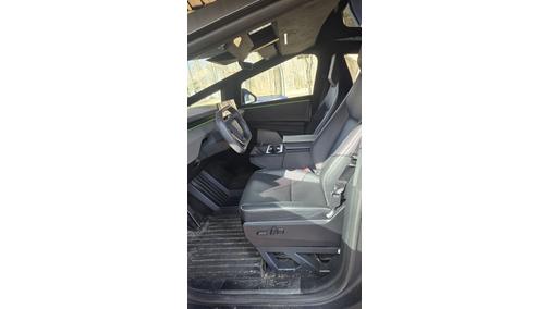 2024 Tesla Cybertruck AWD