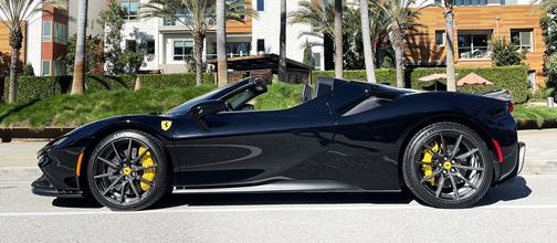 2022 Ferrari SF90 Spider Base