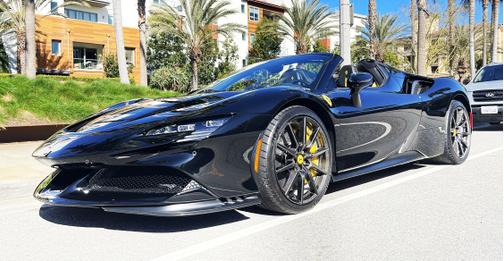 2022 Ferrari SF90 Spider Base