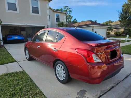 2017 Nissan Versa 1.6 SV