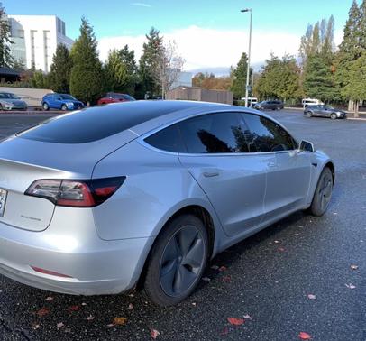 Silver 2018 Tesla Model 3 Long Range