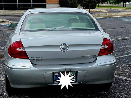 Silver 2007 Buick LaCrosse CXL