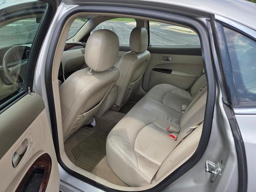 Silver 2007 Buick LaCrosse CXL
