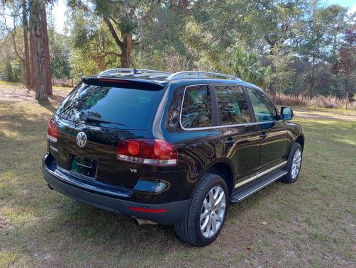 Black 2009 Volkswagen Touareg 2 VR6