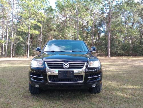 Black 2009 Volkswagen Touareg 2 VR6