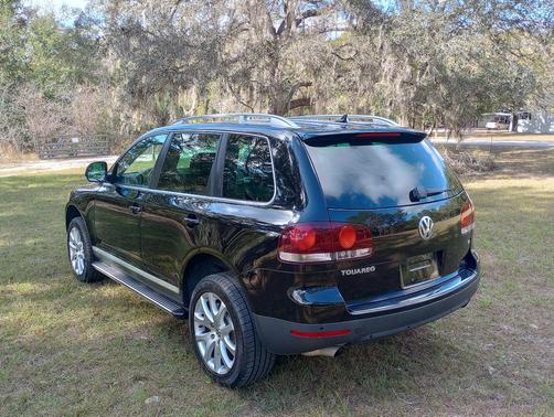 Black 2009 Volkswagen Touareg 2 VR6