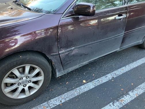 Red 2004 Lexus ES 330 Base