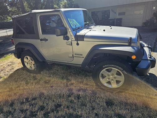 Silver 2014 Jeep Wrangler Sport