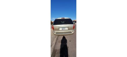 Gold 2006 Dodge Grand Caravan SXT