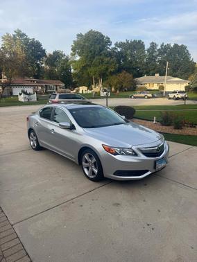 Silver 2014 Acura ILX 2.0L