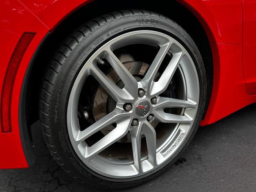 Red 2014 Chevrolet Corvette Stingray Z51