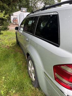 Silver 2009 Mercedes-Benz GL-Class GL 450 4MATIC