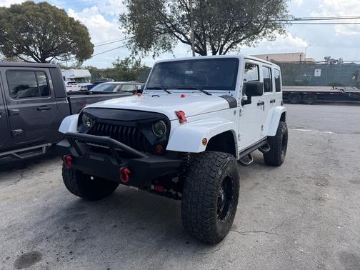 2012 Jeep Wrangler Unlimited Sahara