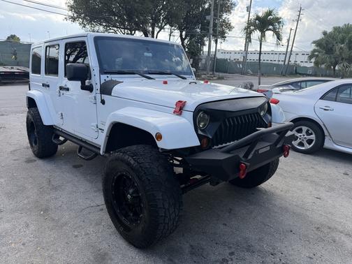 2012 Jeep Wrangler Unlimited Sahara