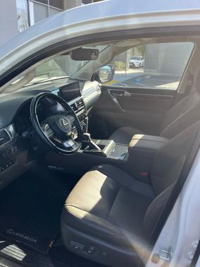 White 2023 Lexus GX 460 Luxury