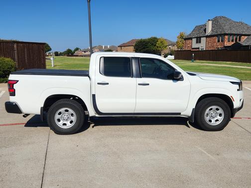 2023 Nissan Frontier S
