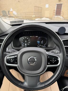 2021 Volvo XC90 Recharge Plug-In Hybrid T8 Inscription 6 Passenger