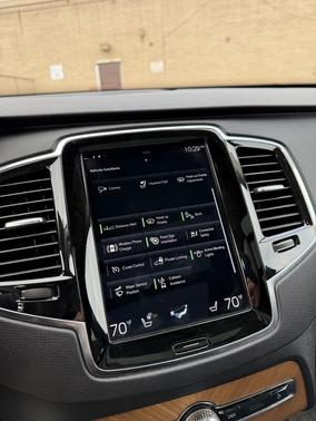 2021 Volvo XC90 Recharge Plug-In Hybrid T8 Inscription 6 Passenger