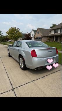2019 Chrysler 300 Touring