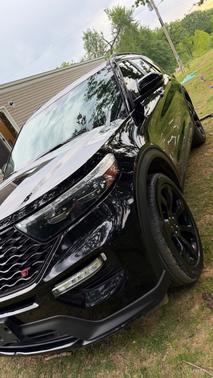 Black 2023 Ford Explorer ST