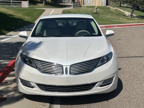 2014 Lincoln MKZ Hybrid Base
