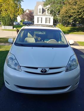 2009 Toyota Sienna XLE