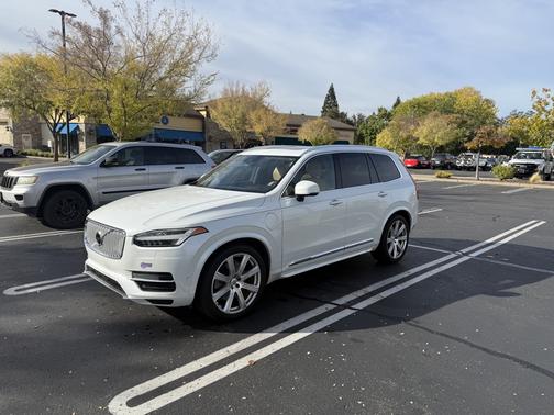 2016 Volvo XC90 Hybrid T8 Inscription
