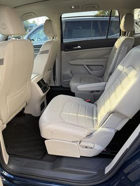 Blue 2021 Volkswagen Atlas 3.6L SEL Premium