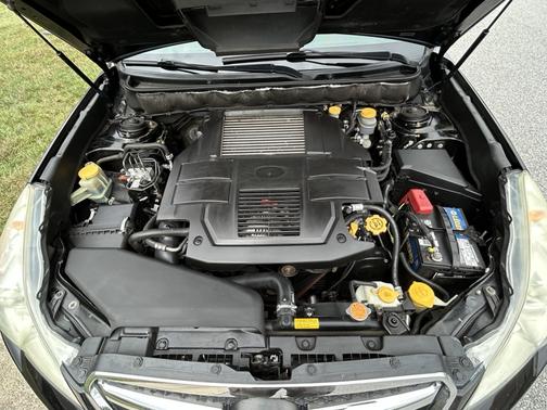 2010 Subaru Legacy 2.5 GT Limited