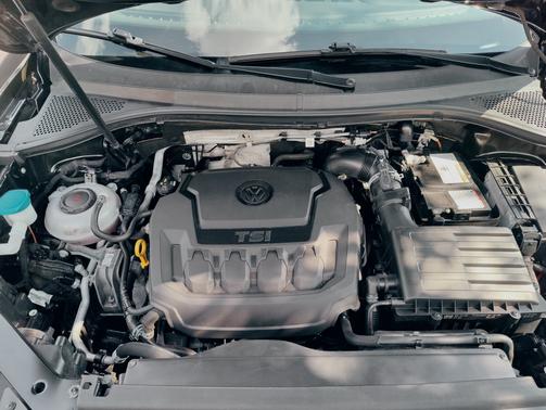 2019 Volkswagen Tiguan 2.0T SE