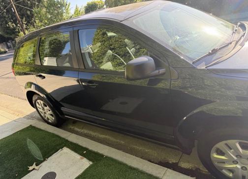 Blue 2015 Dodge Journey SE