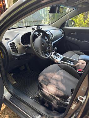 Gray 2016 Kia Sportage LX