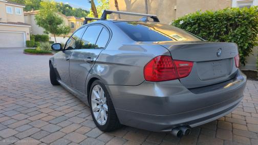 2011 BMW 328 i