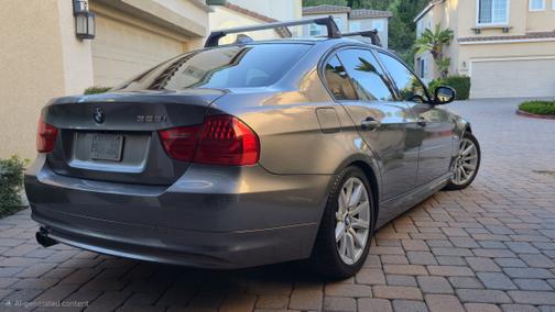 2011 BMW 328 i