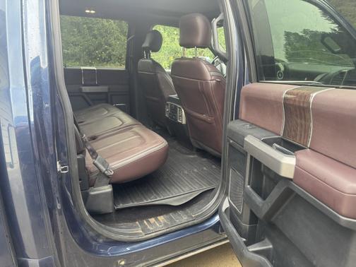 2017 Ford F-150 Platinum