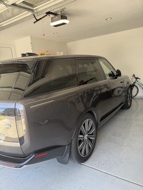 2023 Land Rover Range Rover P400 SE SWB