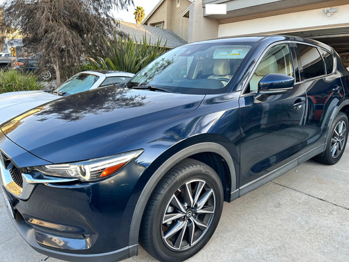 Blue 2018 Mazda CX-5 Grand Touring